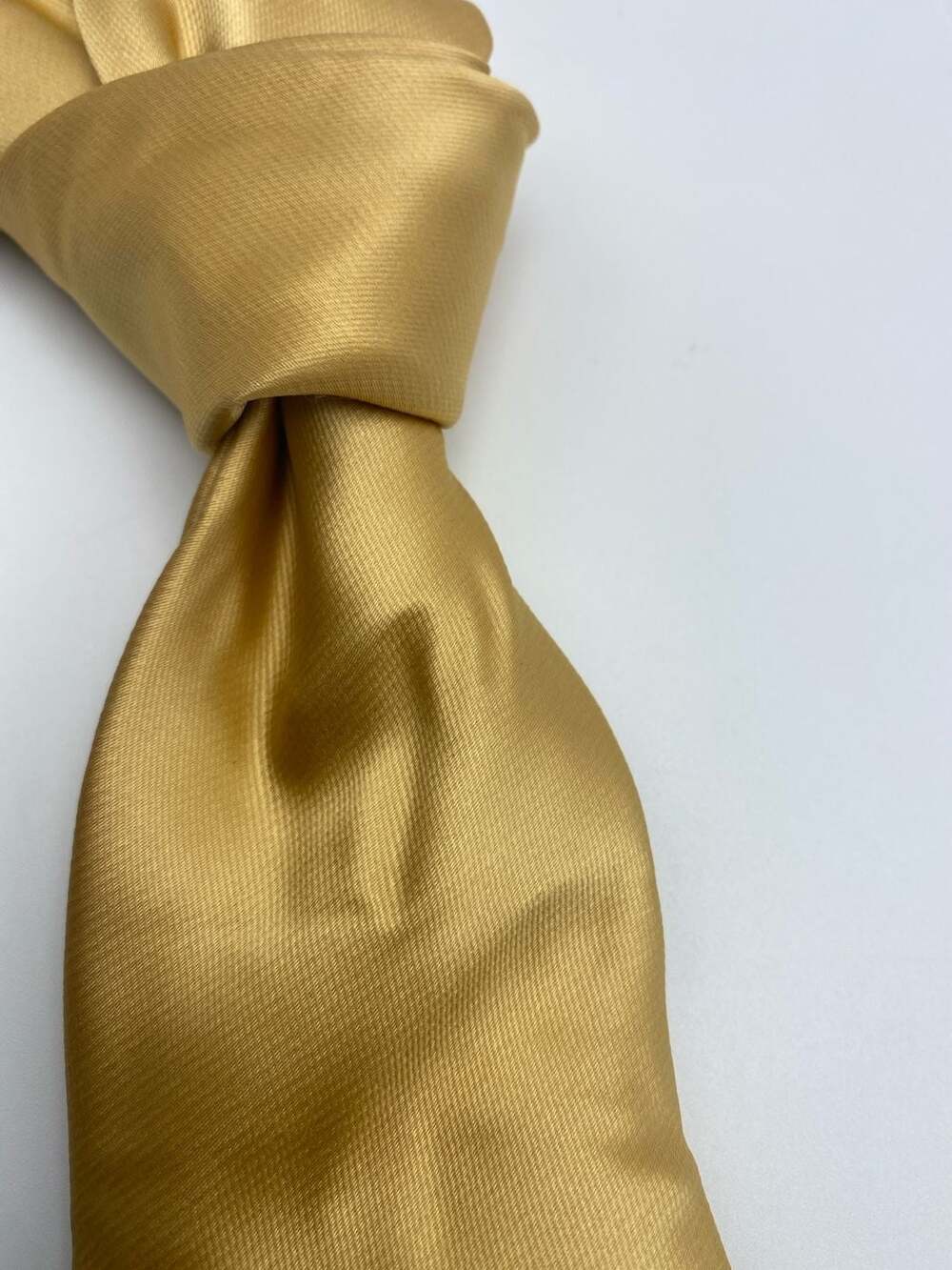Imani Uomo Gold Solid Silk Tie